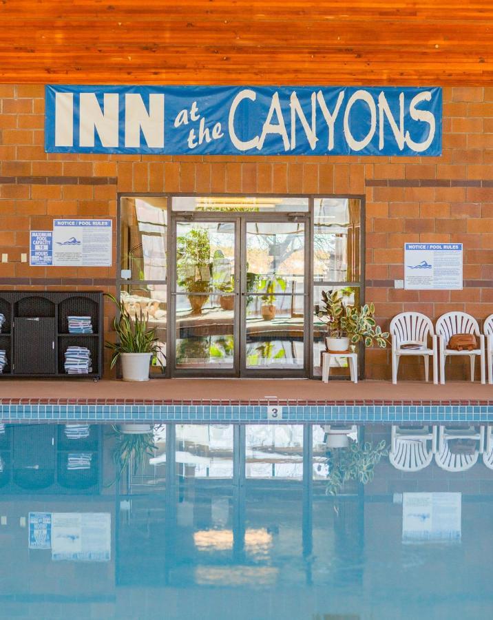 Inn At The Canyons 몬티첼로 외부 사진