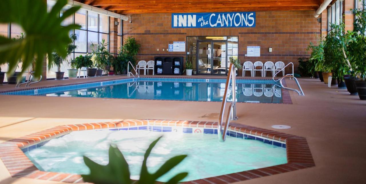 Inn At The Canyons 몬티첼로 외부 사진