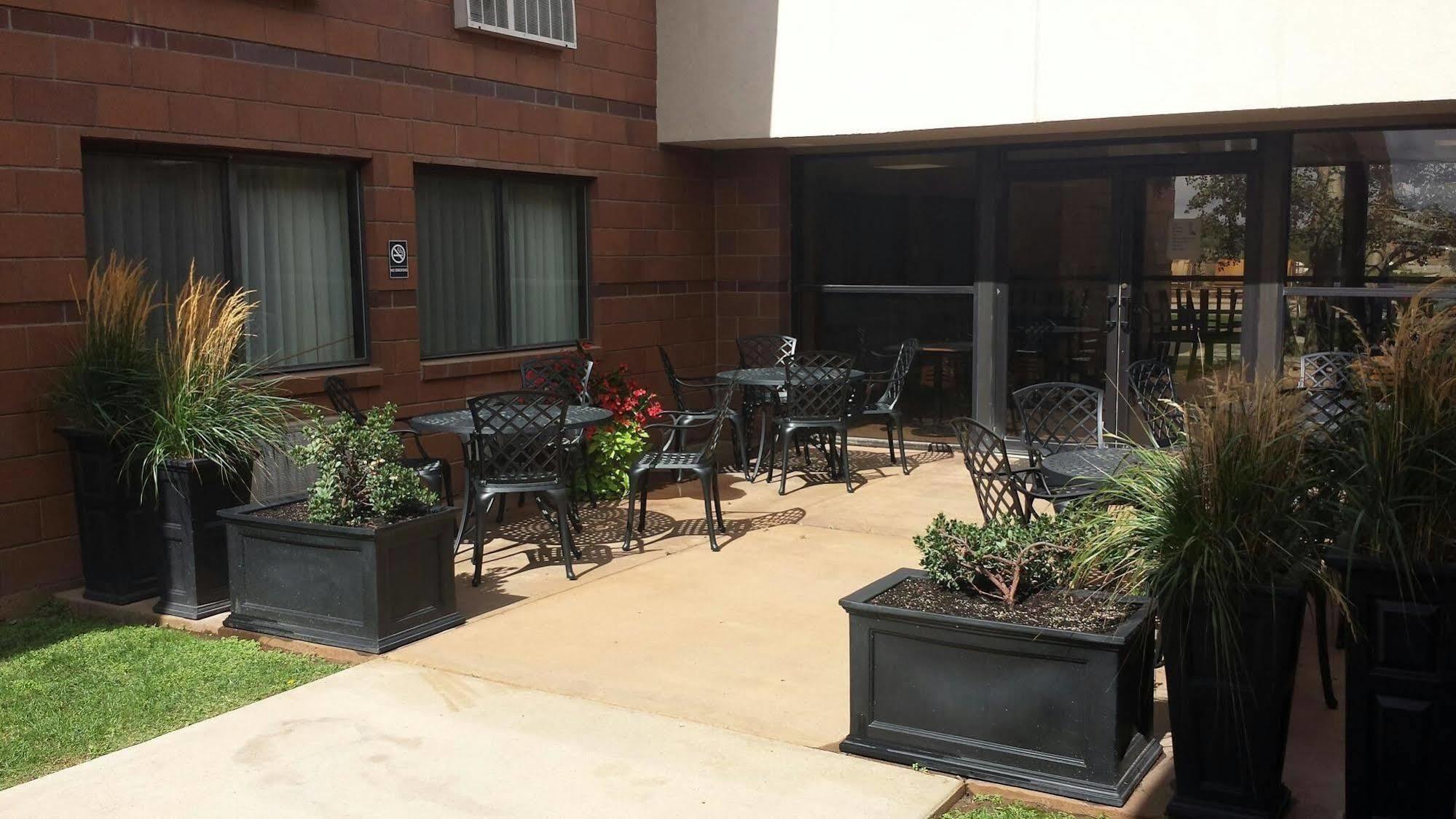 Inn At The Canyons 몬티첼로 외부 사진
